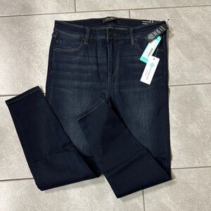 Stitch Fix Woman’s Liverpool Los Angeles Jeans 14/32